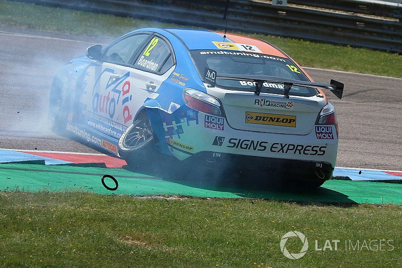 Boardman splits with BTCC team AmD