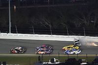 Almirola: "Le regresaría el favor" a Austin Dillon por la victoria en las 500 de Daytona