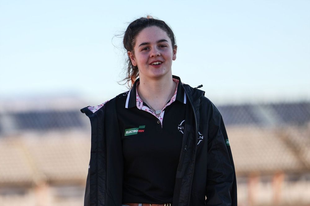 Abbi Pulling, Nissan