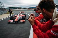 'Dos veces ardiendo camino de la victoria', por Charles Leclerc