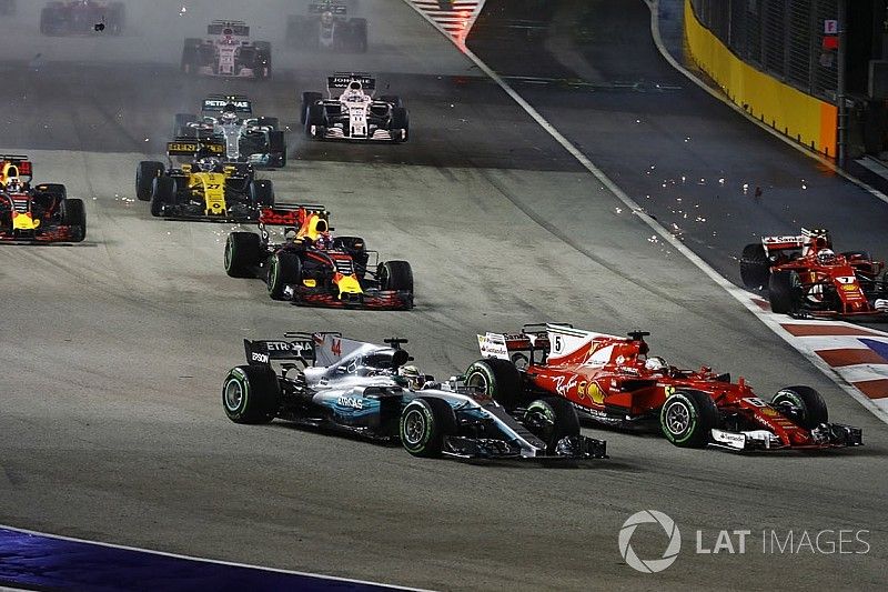 Sebastian Vettel, Ferrari SF70H, Max Verstappen, Red Bull Racing RB13, Kimi Raikkonen, Ferrari SF70H y Lewis Hamilton, Mercedes AMG F1 W08