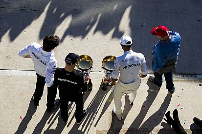 Lauda: 2018 aracı Bottas'ın da sürüş tarzına uyacak