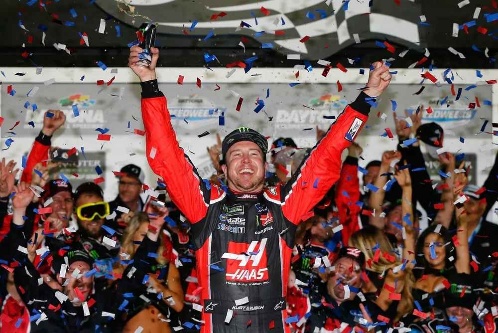 Kurt Busch, Stewart-Haas Racing Ford