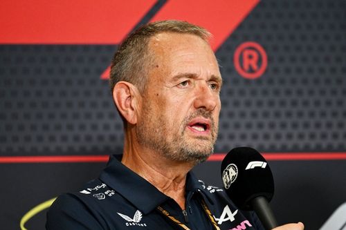 El director de Alpine advierte por los cambios 'rápidos' en las reglas de la F1
