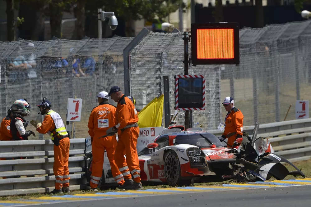 L'accident de Mike Conway, Toyota Racing 