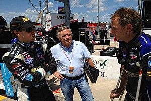 "John siempre me ayudó desinteresadamente", por Esteban Guerrieri