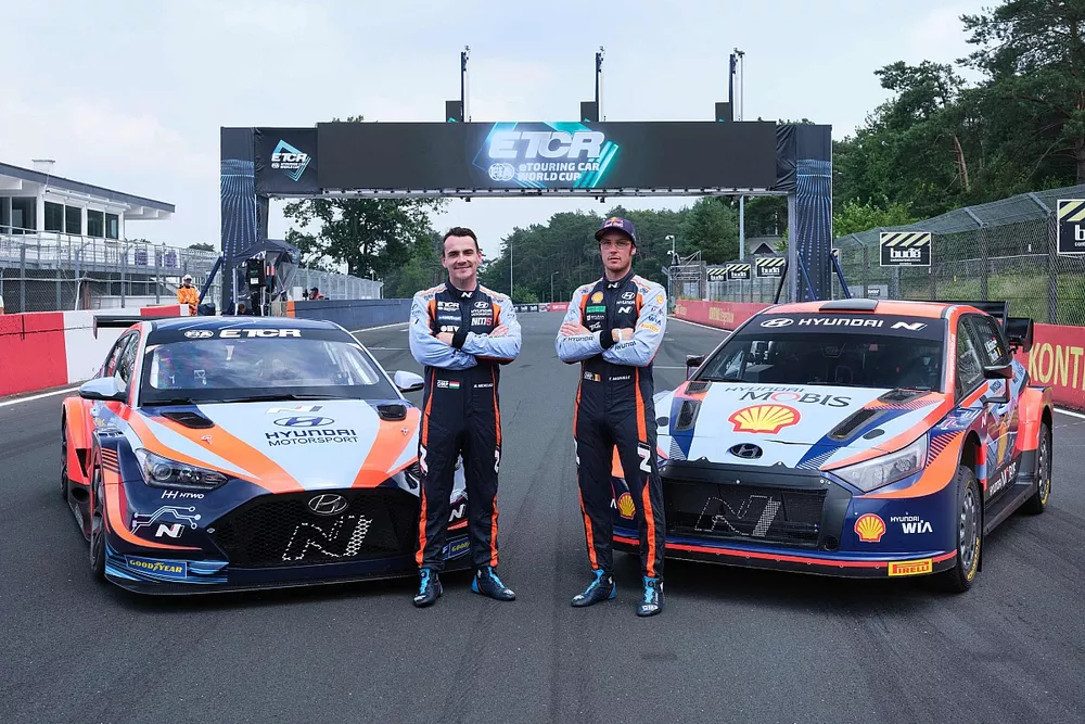 Norbert Michelisz, Thierry Neuville, car swap