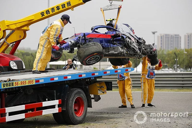 Aftermath of Alexander Albon, Toro Rosso STR14 crash
