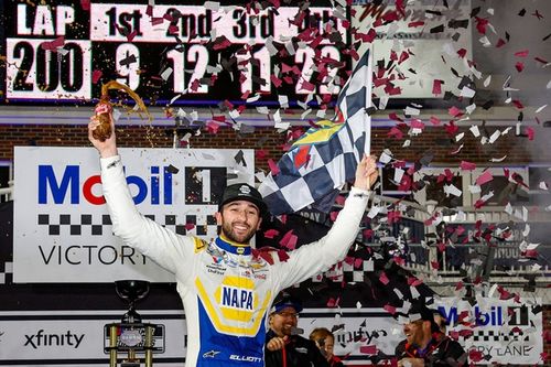 NASCAR: Elliott segura ímpeto de Blaney e vence em Bowman Gray, no Clash
