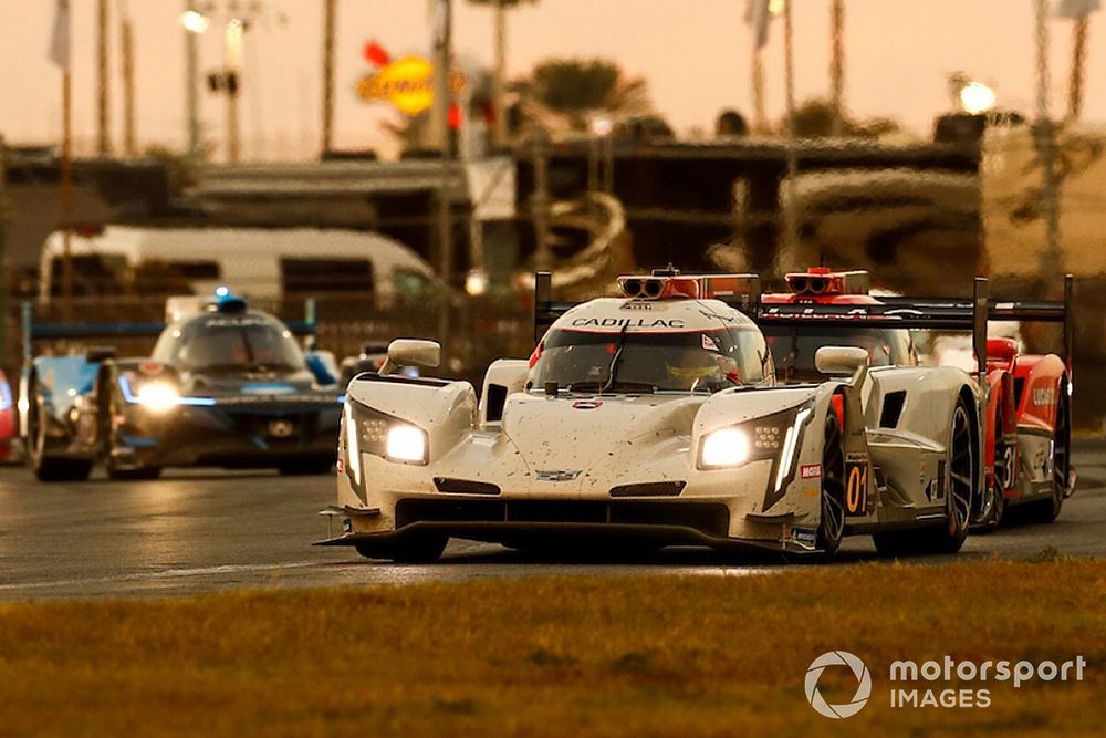#01 Chip Ganassi Racing Cadillac DPi: Renger van der Zande, Scott Dixon, Kevin Magnussen