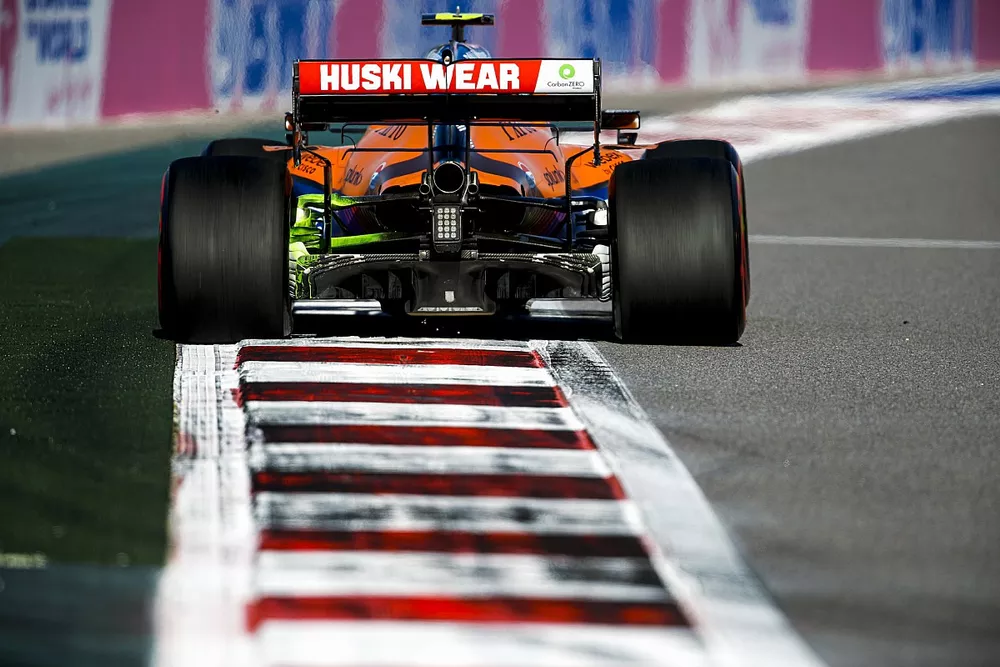 Lando Norris, McLaren MCL35M 