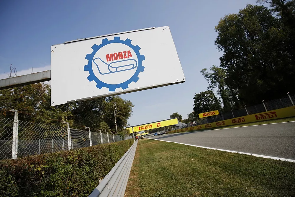 Monza circuit signage