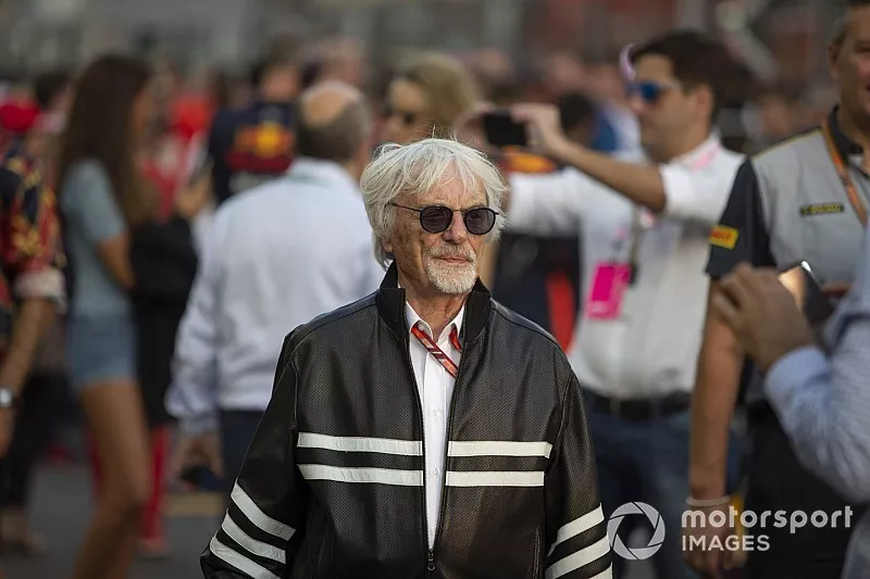 Bernie Ecclestone on the grid 