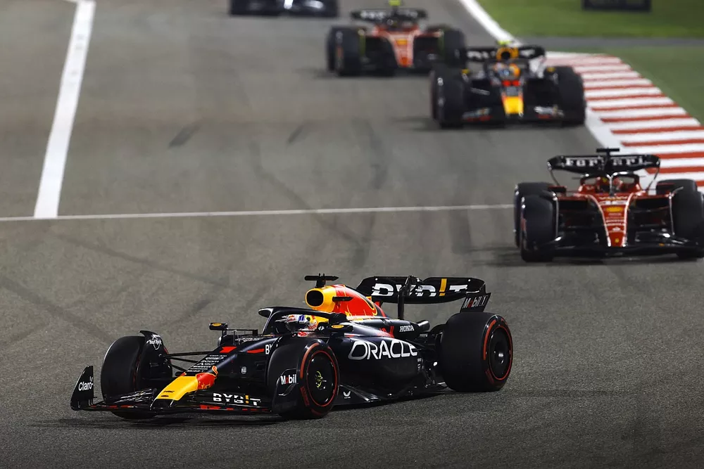 Max Verstappen, Red Bull Racing RB19, Charles Leclerc, Ferrari SF-23, Sergio Perez, Red Bull Racing RB19