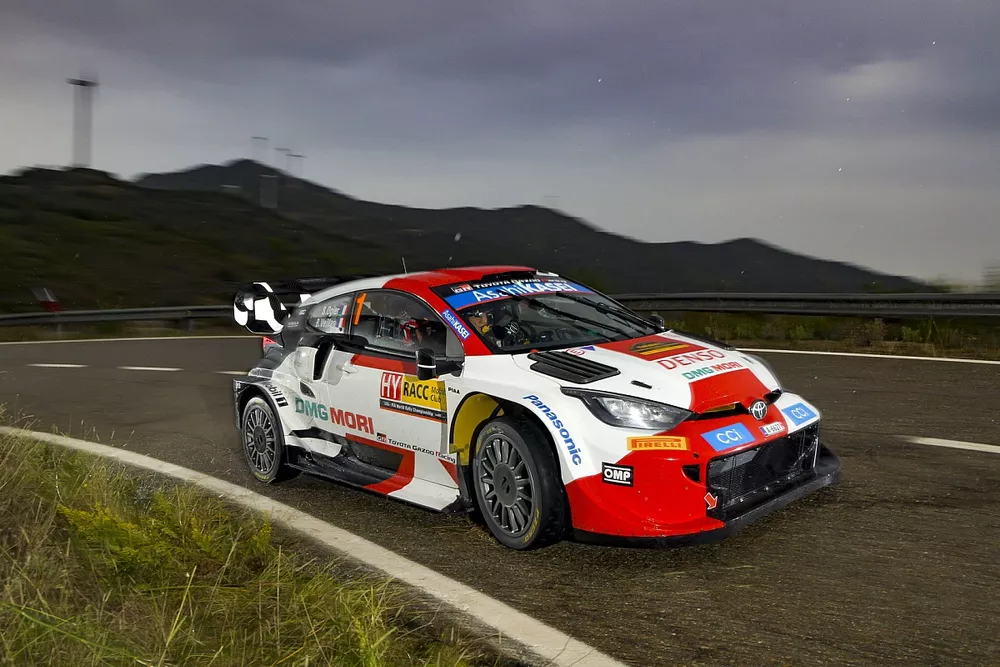 Sebastien Ogier, Benjamin Veillas, Toyota Gazoo Racing WRT Toyota GR Yaris Rally1