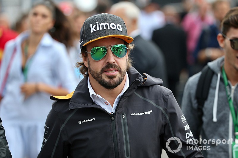 Alonso diz que anunciará seu futuro em outubro