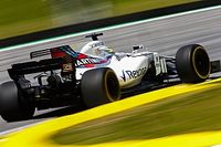 No p&oacute;dio ao lado de Barrichello, Massa celebra 7&ordm; no Brasil