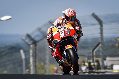 Marquez topt warm-up GP van Frankrijk, Crutchlow fit verklaard