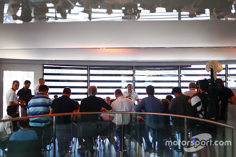 McLaren визначиться з планами на IndyCar до кінця серпня