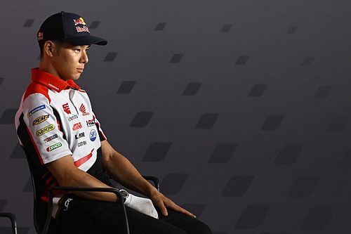 Bez Nakagamiego w Tajlandii