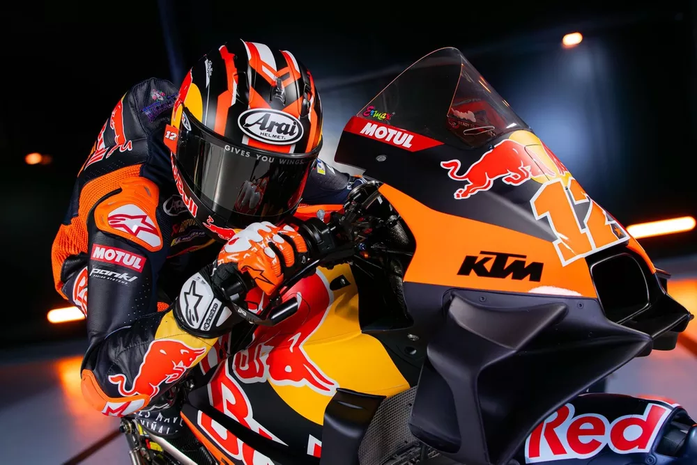 Maverick Vi&ntilde;ales, Red Bull KTM Tech3