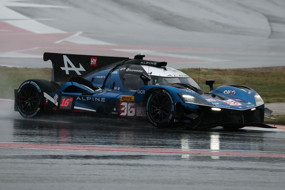 Alpine s'est noyée sous le déluge d'Austin