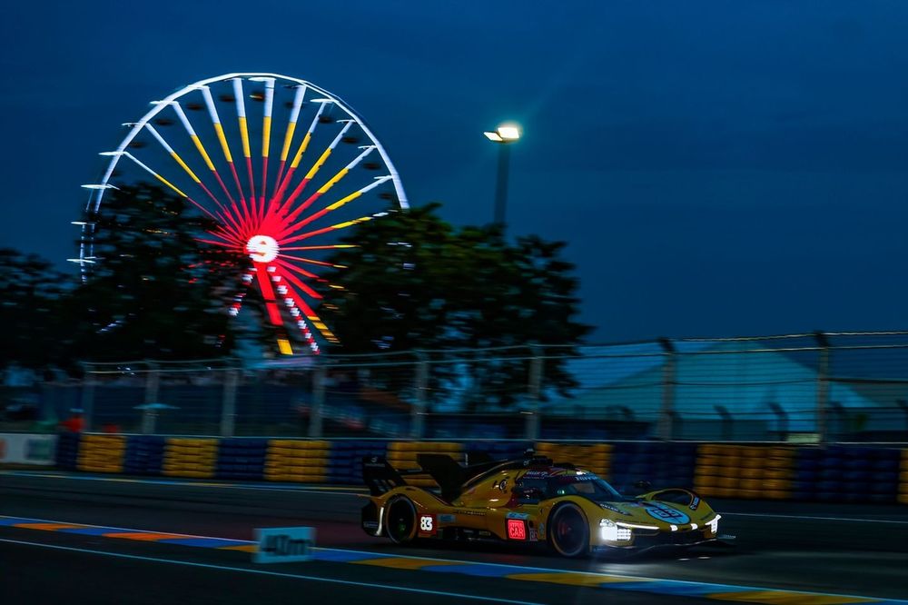 #83 AF Corse Ferrari 499P: Robert Kubica, Yifei Ye, Philip Hanson