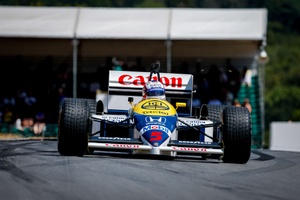 F1 ウイリアムズ・ルノー　ナイジェル・マンセル　ジグソーパズル　300ピース ナイジェル・マンセル、1986年の愛機ウイリアムズFW11で走行