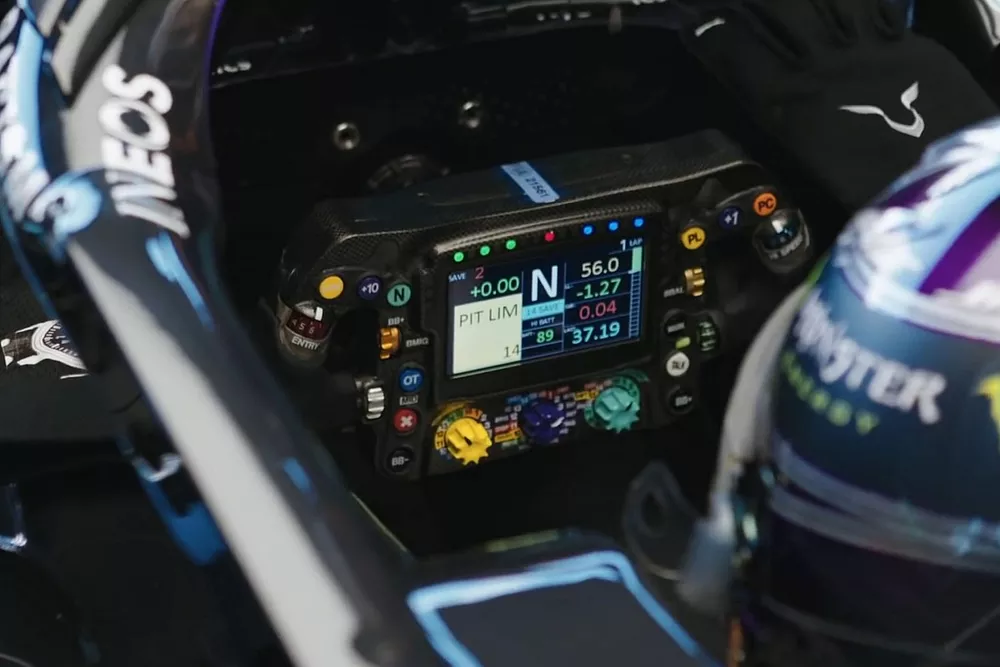 Mercedes W12 steering wheel detail
