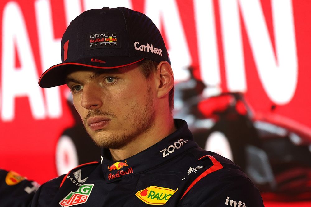 Ganador de la pole, Max Verstappen, Red Bull Racing, en la rueda de prensa posterior a la clasificación.
