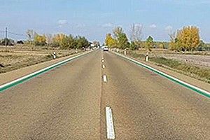 &iquest;Qu&eacute; significan estas l&iacute;neas verdes en la carretera?