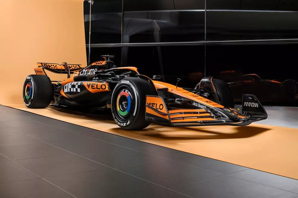 マクラーレン、2024年のF1を戦う新車MCL38を発表。大躍進の昨年から