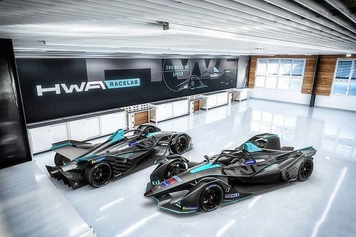 Equipe HWA anuncia Paffett para temporada da F-E