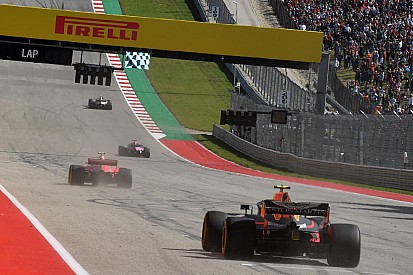 Videón Hamilton és Verstappen idegtépő csatája: „Mad Max” lecsapott