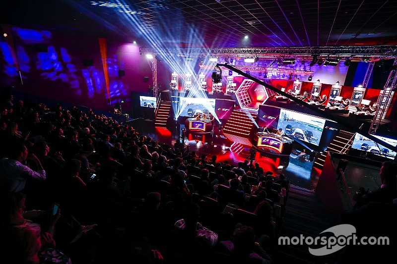 Leigh defiende su corona en F1 Esports, Mercedes gana el título