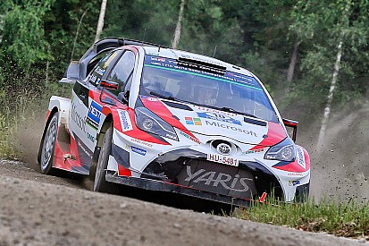 Finlandia, PS14-15-16: tripletta Toyota, Latvala in vetta. Paddon K.O.