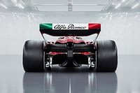 Alfa Romeo, C43'ün çok yönlü bir araç olmasını umuyor