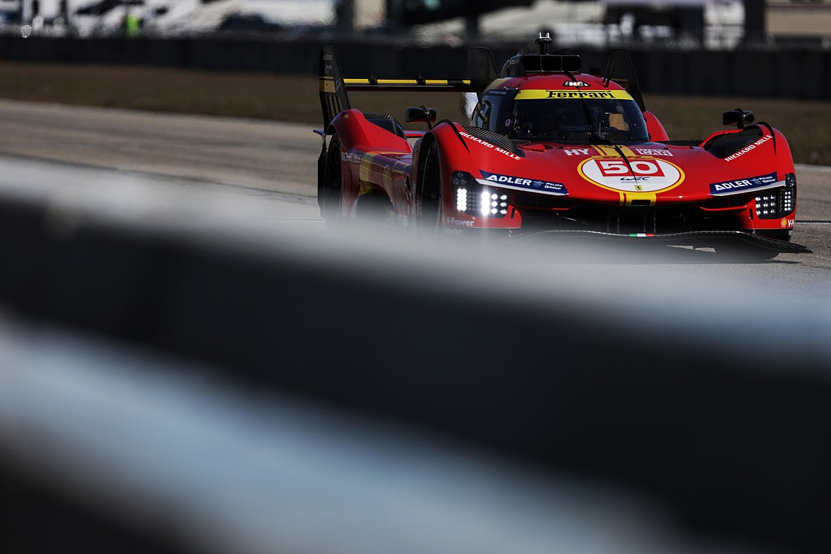 Ferrari vence a Toyota en la primera pole de 2023