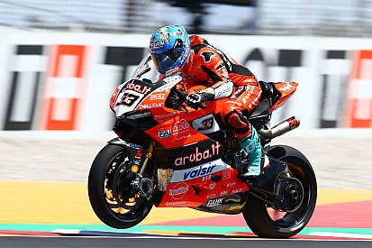 Melandri: "Vedere sul podio due piloti che non hanno un futuro in Superbike deve far riflettere"