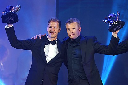 Hamilton terima piala, Raikkonen curi perhatian di FIA Gala