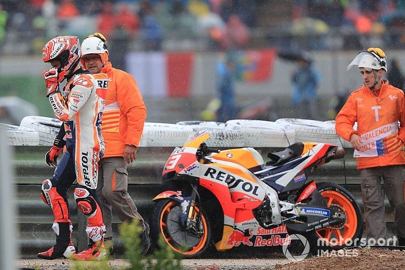 Marc Marquez, Repsol Honda Team, despu&eacute;s de su ca&iacute;da