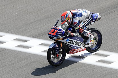 Moto3 in Thailand: Sieg für Di Giannantonio und Drama im Titelkampf