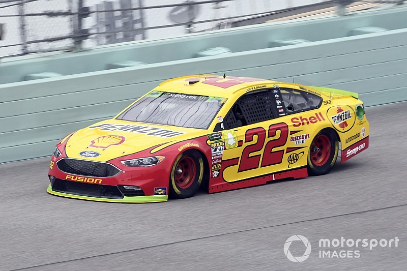 Homestead-Samstag: Logano vorn - Teamwork bei Gibbs