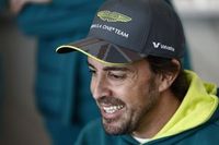 Alonso "emocionado" con la llegada de Cowell a Aston en un "momento cr&iacute;tico"