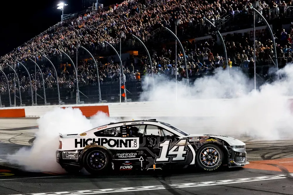 Race winner Chase Briscoe, Stewart-Haas Racing, Ford Mustang