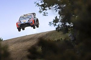WRC | Rally Italia, PS11: Neuville vede il secondo posto