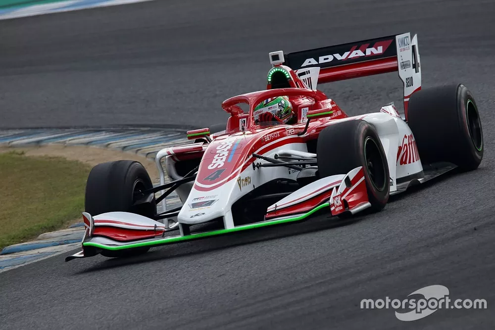 サッシャ・フェネストラズ Sacha Fenestraz （KONDO RACING）