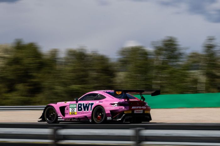 Dziewięciu powalczy o tytuł