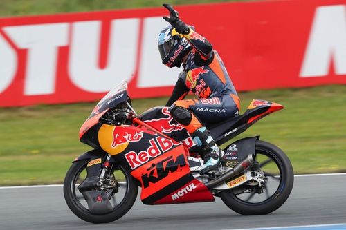 Valentín Perrone logra en Assen su primer podio en Moto3