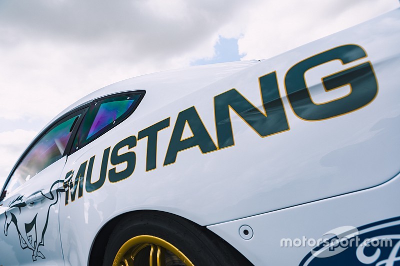 McLaughlin completes Supercars Mustang shakedown